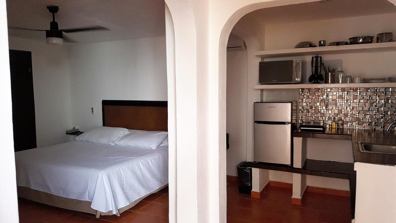 Suites Rosas Cancún Exterior foto