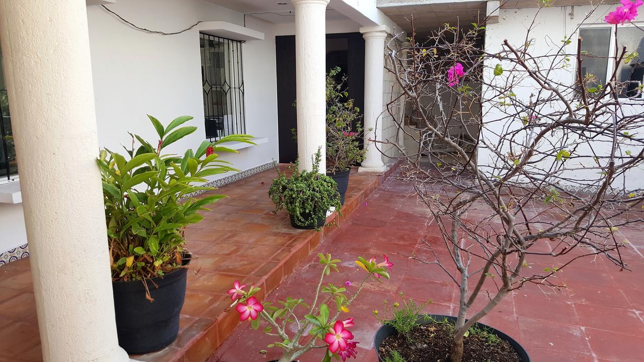 Suites Rosas Cancún Exterior foto
